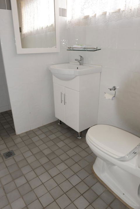 Ardeanal Motel - SA Accommodation 9