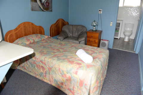 Ardeanal Motel - SA Accommodation 37