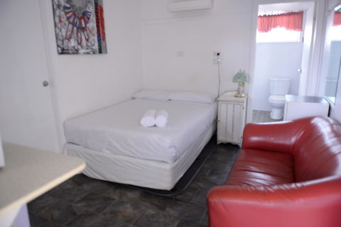 Ardeanal Motel - SA Accommodation 24