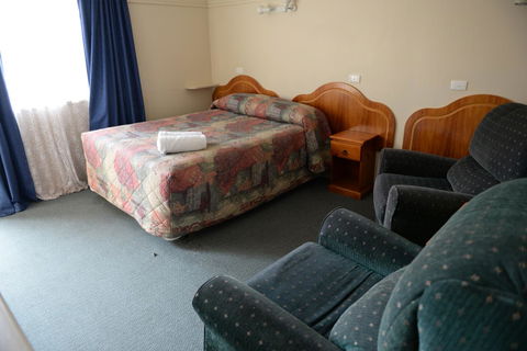 Ardeanal Motel - SA Accommodation 35