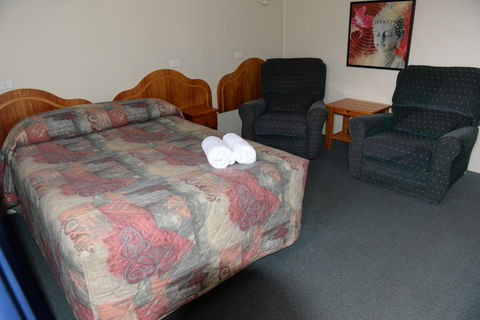 Ardeanal Motel - SA Accommodation 32