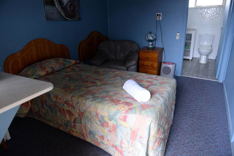 Ardeanal Motel - SA Accommodation 39