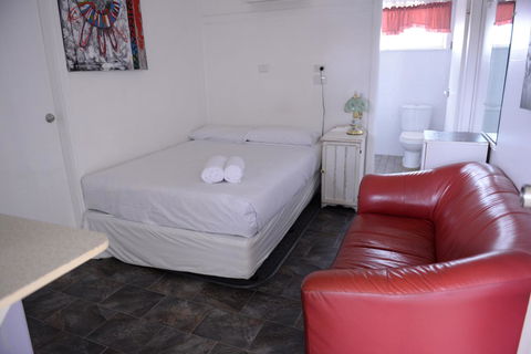 Ardeanal Motel - SA Accommodation 27