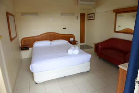 Ardeanal Motel - SA Accommodation 15