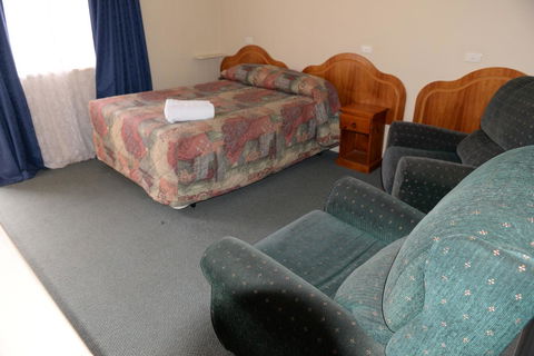 Ardeanal Motel - SA Accommodation 33