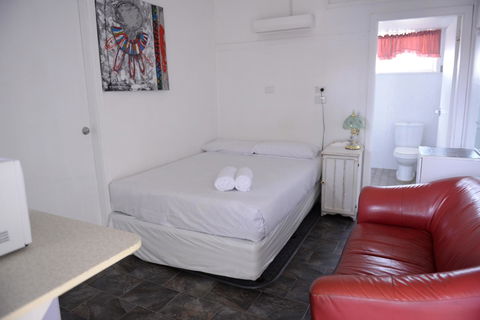 Ardeanal Motel - SA Accommodation 26
