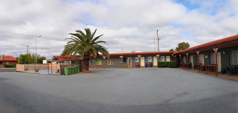 Ardeanal Motel - SA Accommodation 6