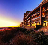 Oaks Plaza Pier - SA Accommodation