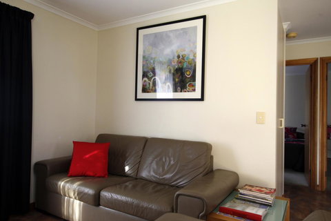 Cape Jervis Holiday Units - SA Accommodation 8