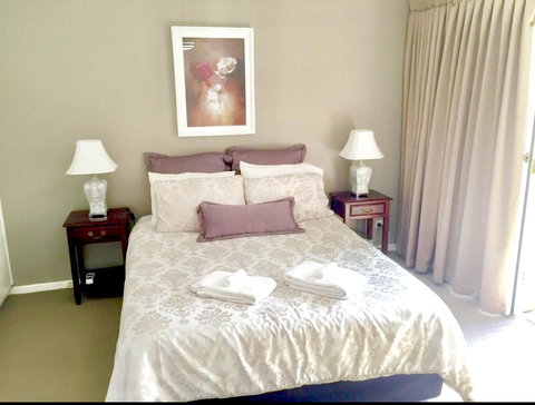 Superb Townhouse In North Adelaide - SA Accommodation 2