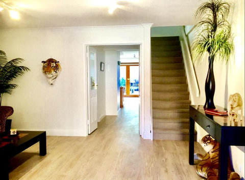 Superb Townhouse In North Adelaide - SA Accommodation 11