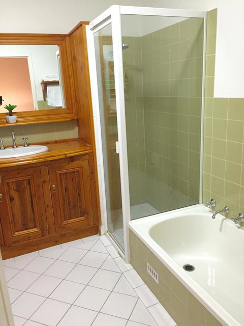 Superb Townhouse In North Adelaide - SA Accommodation 22