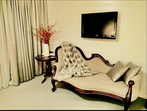 Superb Townhouse In North Adelaide - SA Accommodation 6