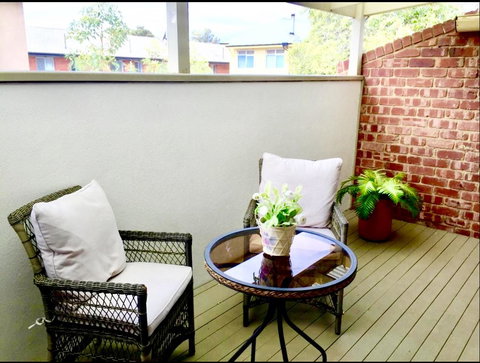 Superb Townhouse In North Adelaide - SA Accommodation 5