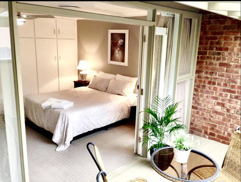 Superb Townhouse In North Adelaide - SA Accommodation 3