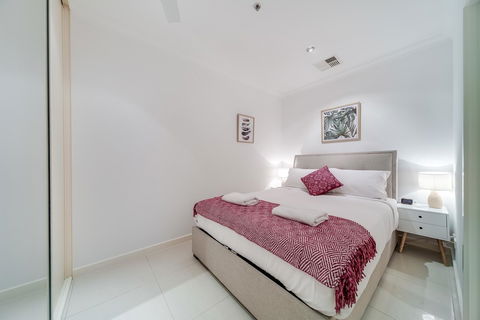 York Apartments On Grenfell - SA Accommodation 8