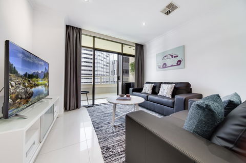 York Apartments On Grenfell - SA Accommodation 2