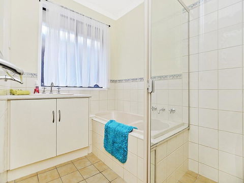 Lakeside - Encounter Bay - SA Accommodation 13