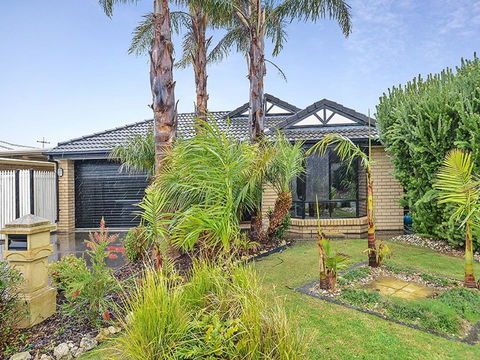 Lakeside - Encounter Bay - SA Accommodation 1