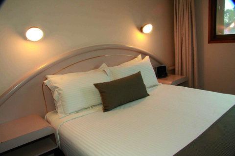 Comfort Hotel Adelaide Meridien - SA Accommodation 4