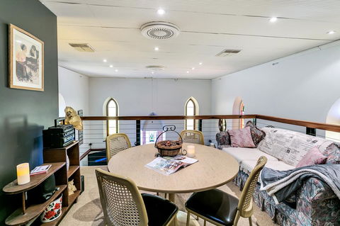 \'THE CHURCH\' Guest Home, Gawler Barossa Region - SA Accommodation 8