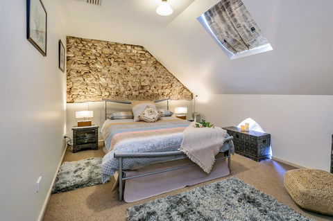 \'THE CHURCH\' Guest Home, Gawler Barossa Region - SA Accommodation 9
