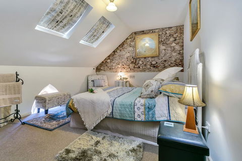 \'THE CHURCH\' Guest Home, Gawler Barossa Region - SA Accommodation 7