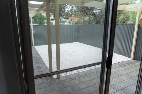 Gawler Townhouse 3 Bedroom - SA Accommodation 11