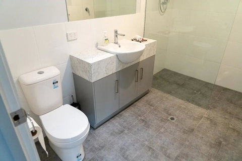 Gawler Townhouse 3 Bedroom - SA Accommodation 22