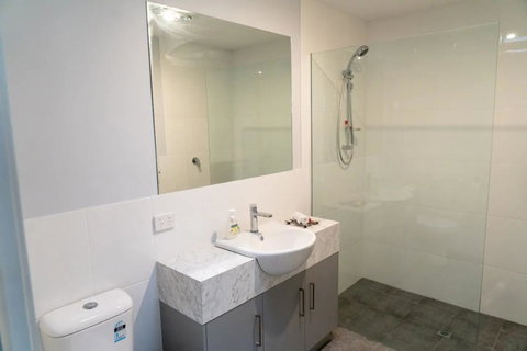 Gawler Townhouse 3 Bedroom - SA Accommodation 20