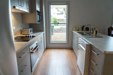 Gawler Townhouse 3 Bedroom - SA Accommodation 1