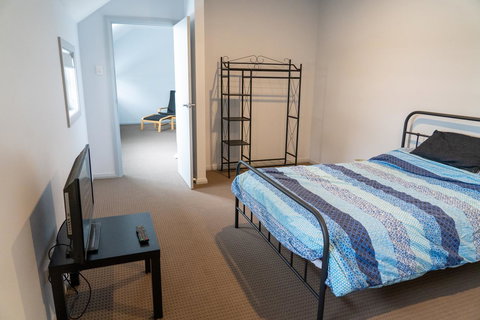 Gawler Townhouse 3 Bedroom - SA Accommodation 28