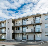 Glenelg Holiday Apartments - Corfu - SA Accommodation