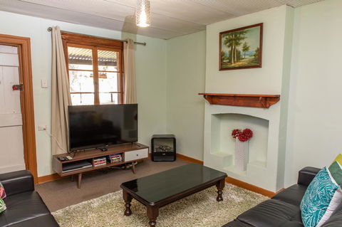 Rivergum Cottages Gawler Barossa Region - SA Accommodation 24