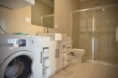 Renmark Holiday Apartments - SA Accommodation 9
