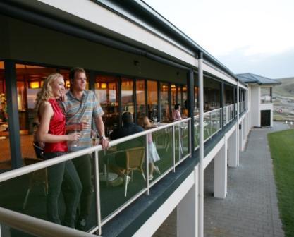 Lady Bay Hotel - SA Accommodation 10