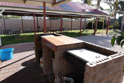 Port Vincent Motel & Apartments - SA Accommodation 22