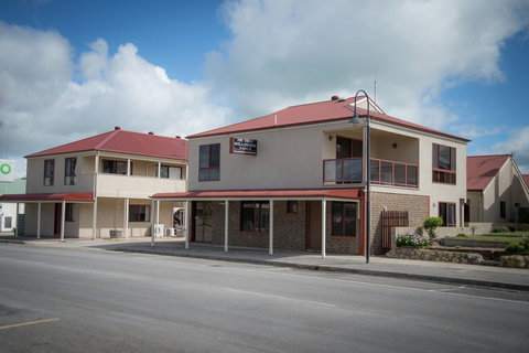 Port Vincent Motel & Apartments - SA Accommodation 39