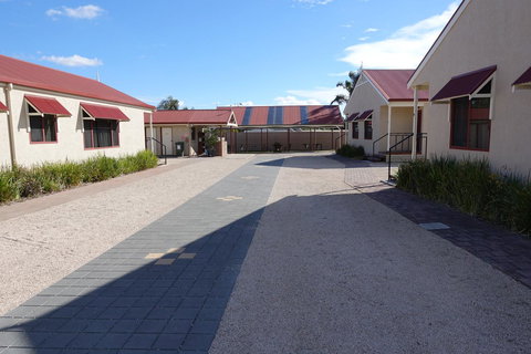 Port Vincent Motel & Apartments - SA Accommodation 28