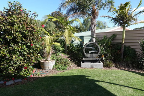 Port Vincent Motel & Apartments - SA Accommodation 25