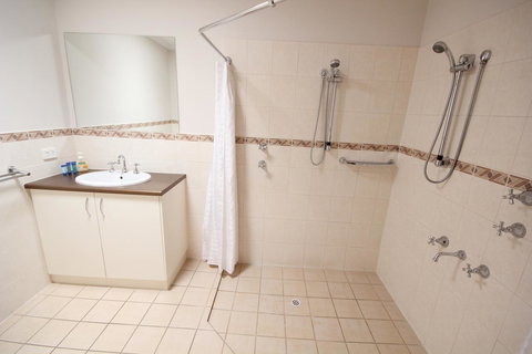 Port Vincent Motel & Apartments - SA Accommodation 3