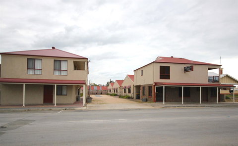Port Vincent Motel & Apartments - SA Accommodation 0
