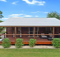 The Log Cabin - 47 Jetty Road - SA Accommodation