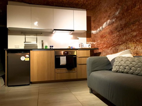 The Lookout Cave Underground Motel - SA Accommodation 13