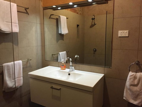 The Lookout Cave Underground Motel - SA Accommodation 30