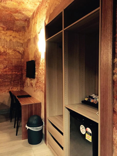 The Lookout Cave Underground Motel - SA Accommodation 36