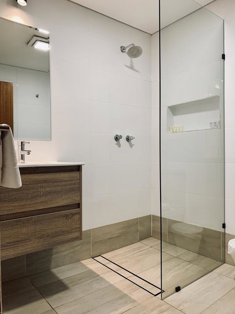 The Lookout Cave Underground Motel - SA Accommodation 1