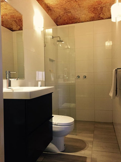 The Lookout Cave Underground Motel - SA Accommodation 39