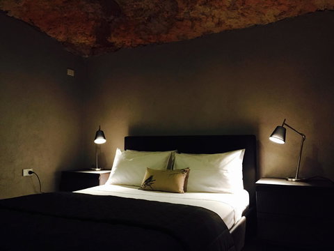 The Lookout Cave Underground Motel - SA Accommodation 40