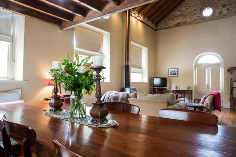 Clare Valley Heritage Retreat - SA Accommodation 7